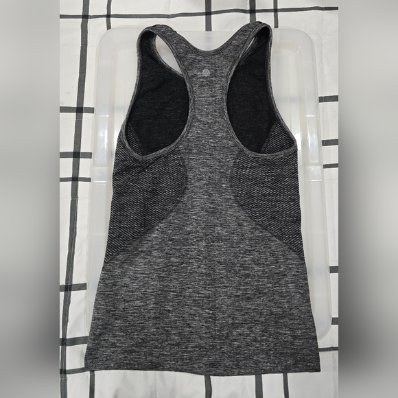 Zella Tank - Picture 3 of 5